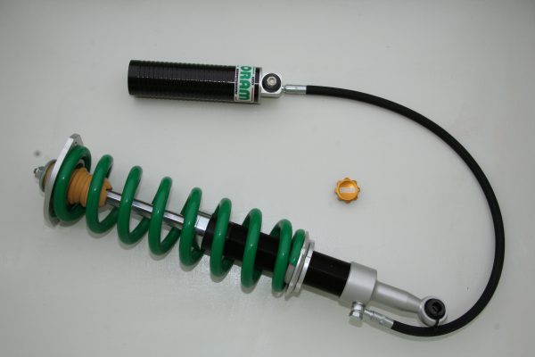 Toyota Land Cruiser 200 Oram Shocks step3